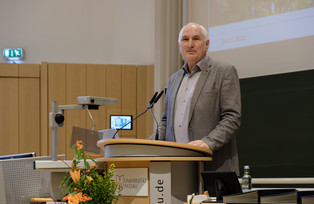 Präsident Prof. Dr. Ulrich Bartosch